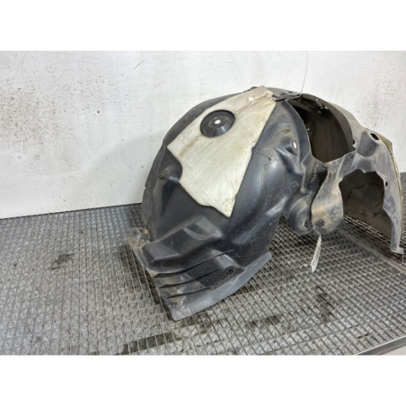 Pare boue avant gauche RENAULT MEGANE 3 Photo n°1