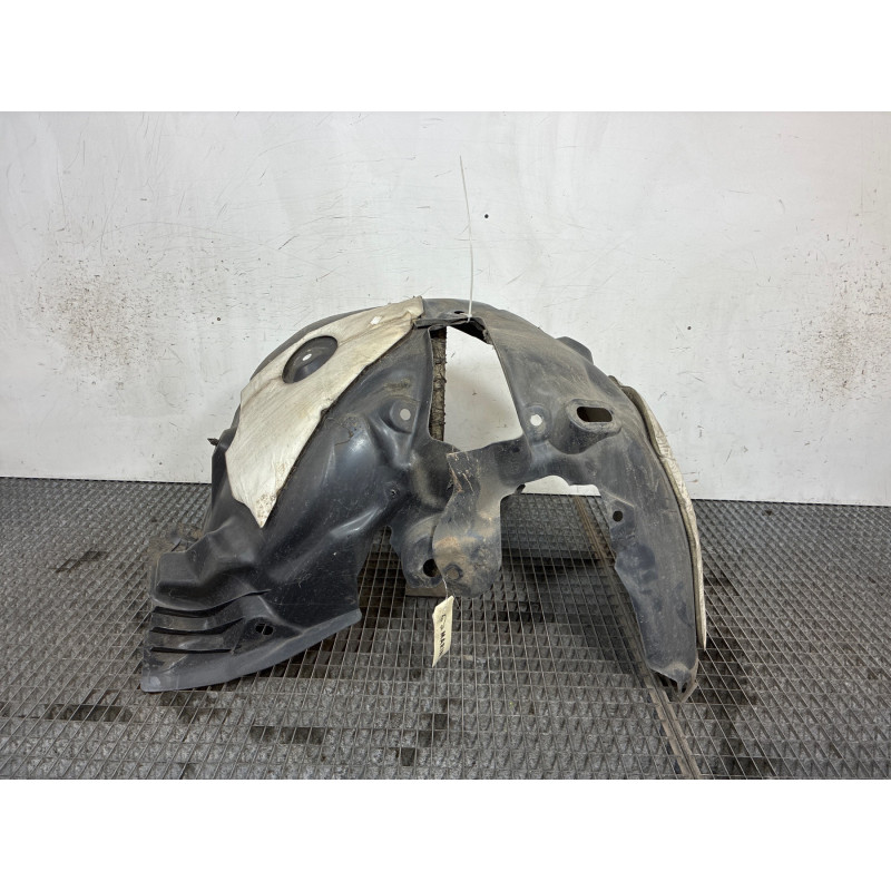 Pare boue avant gauche RENAULT MEGANE 3 Photo n°2