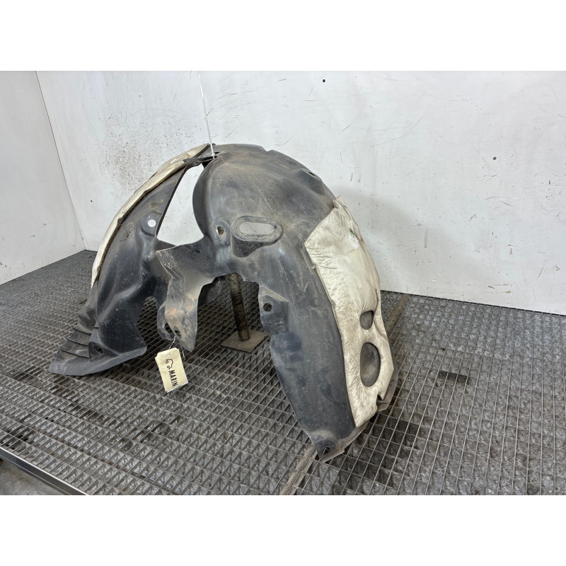 Pare boue avant gauche RENAULT MEGANE 3 Photo n°4