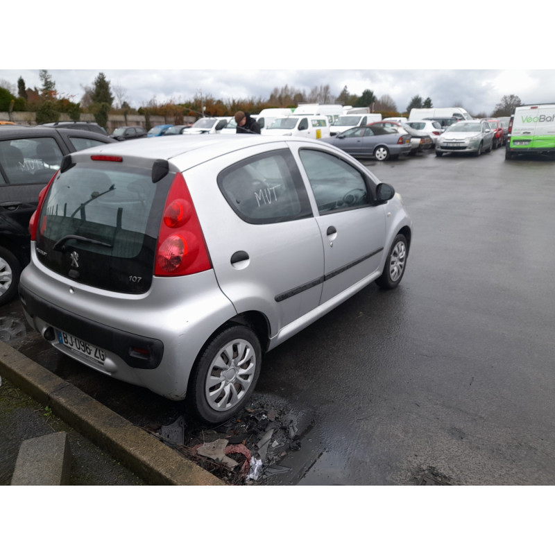 Alternateur PEUGEOT 107 Photo n°5