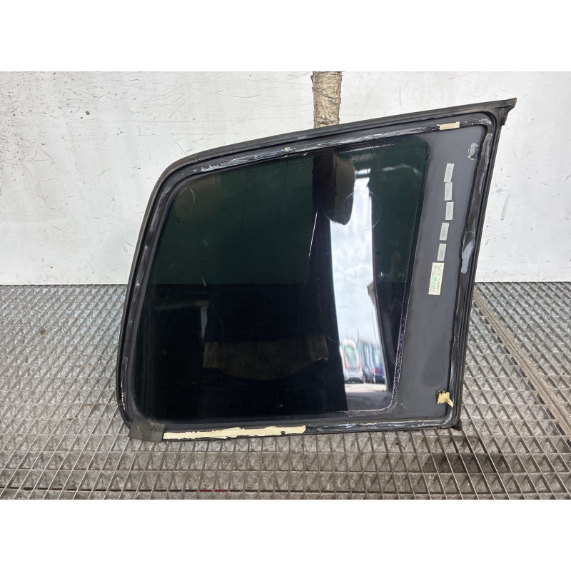 Custode arriere gauche VOLKSWAGEN TOURAN 1 Photo n°2