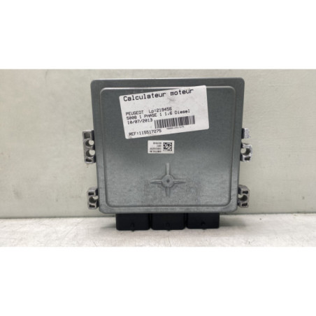 Calculateur moteur PEUGEOT 5008 1 Photo n°1