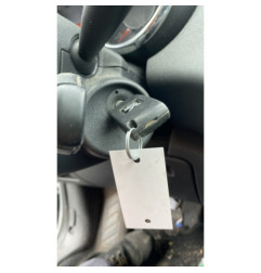Calculateur moteur PEUGEOT 5008 1