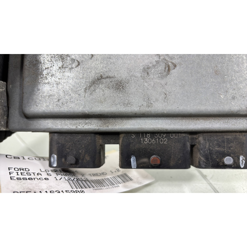Calculateur moteur FORD FIESTA 6 Photo n°4
