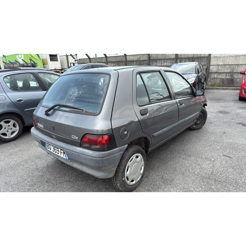 Alternateur RENAULT CLIO 1 Photo n°8
