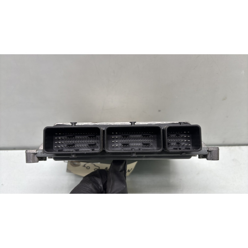 Calculateur moteur RENAULT MEGANE 4 Photo n°3