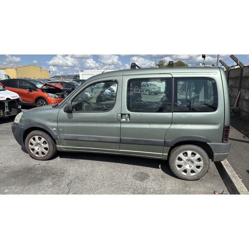 Calculateur moteur PEUGEOT PARTNER 1 Photo n°10