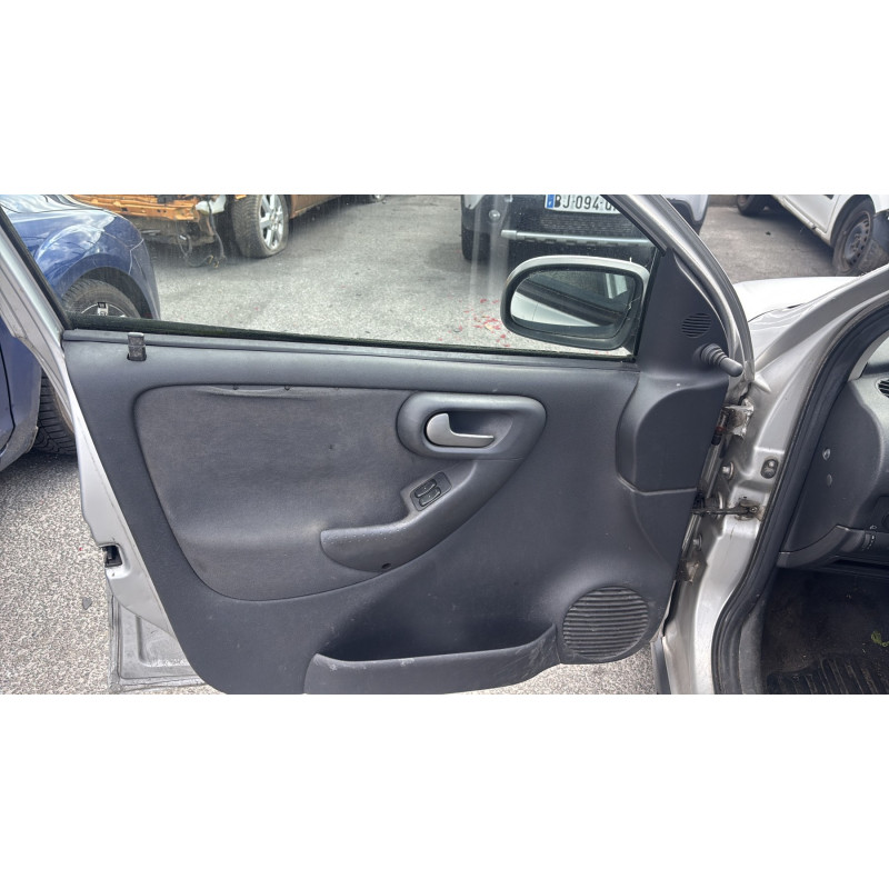 Calculateur moteur OPEL CORSA C Photo n°12