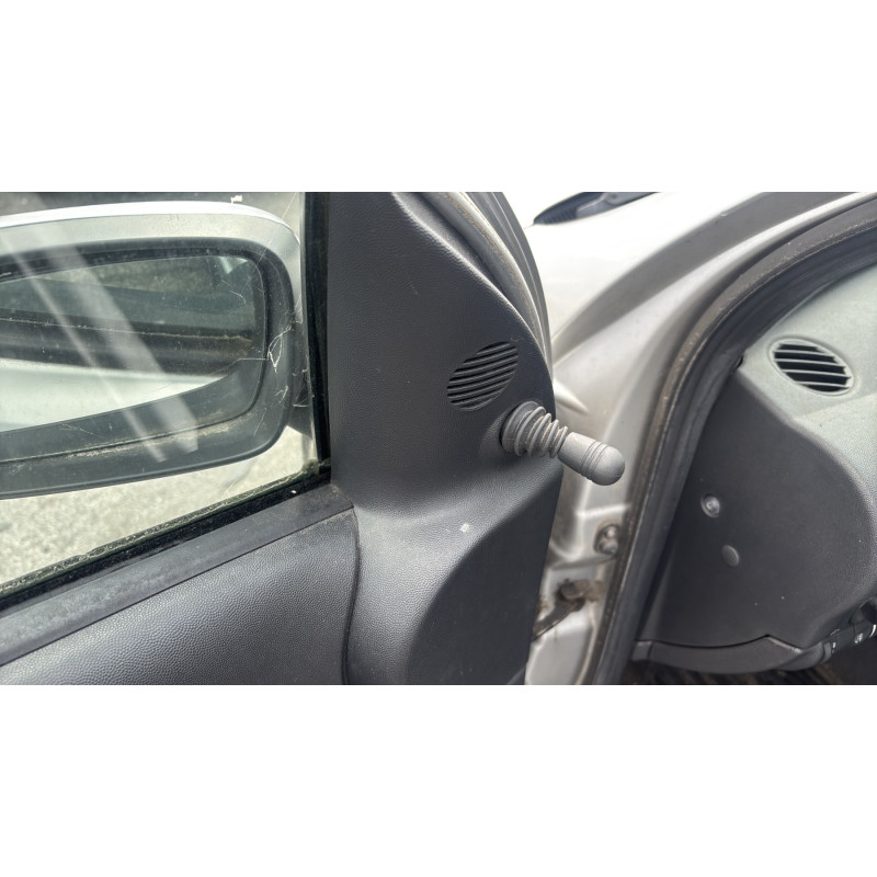 Calculateur moteur OPEL CORSA C Photo n°14