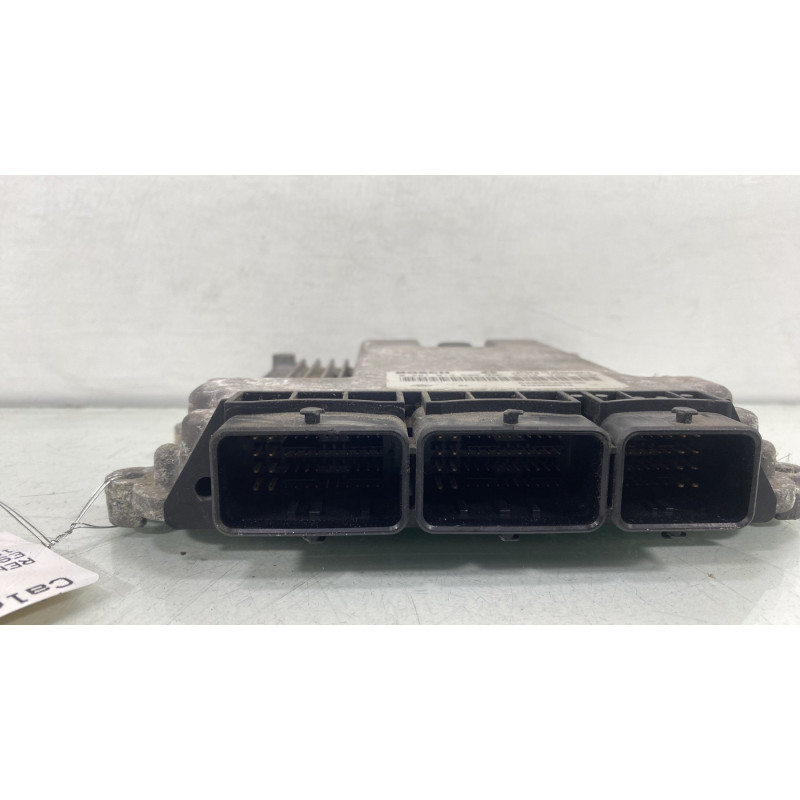 Calculateur moteur RENAULT ESPACE 4 Photo n°3