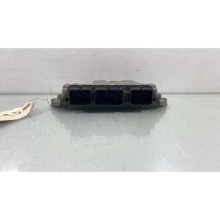 Calculateur moteur PEUGEOT 207