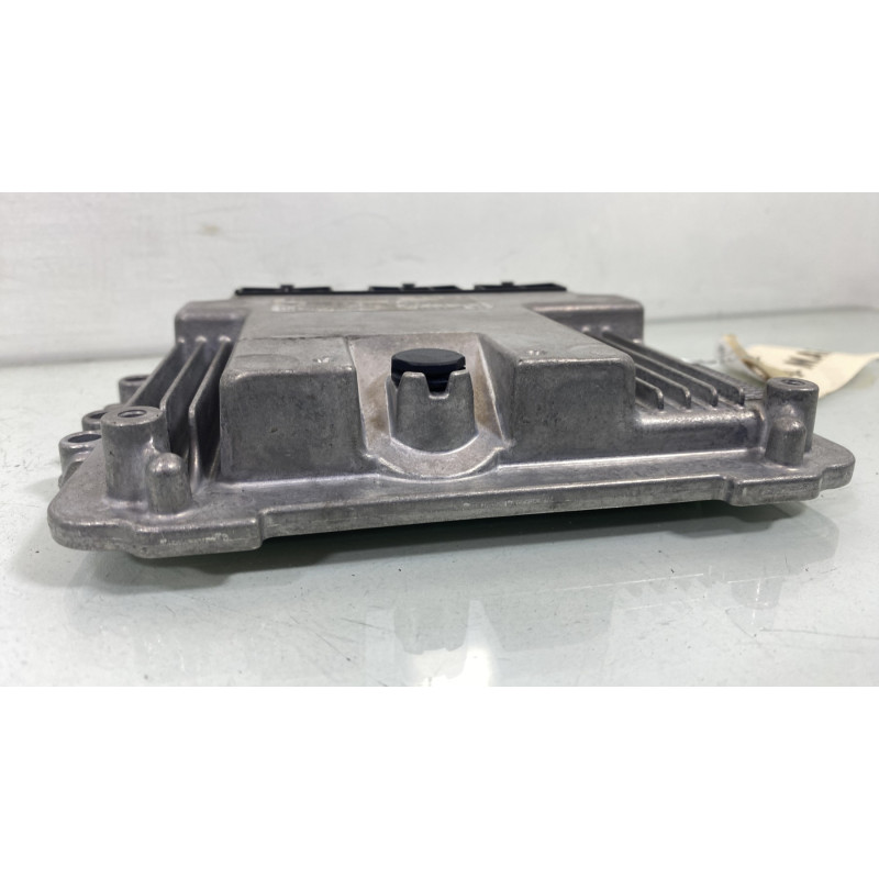 Calculateur moteur PEUGEOT 207 Photo n°6