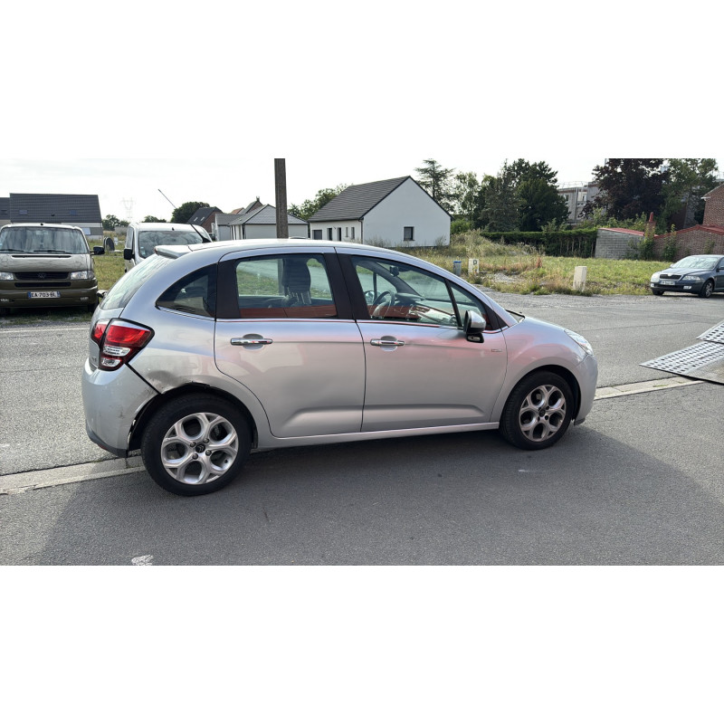 Calculateur moteur CITROEN C3 2 Photo n°6