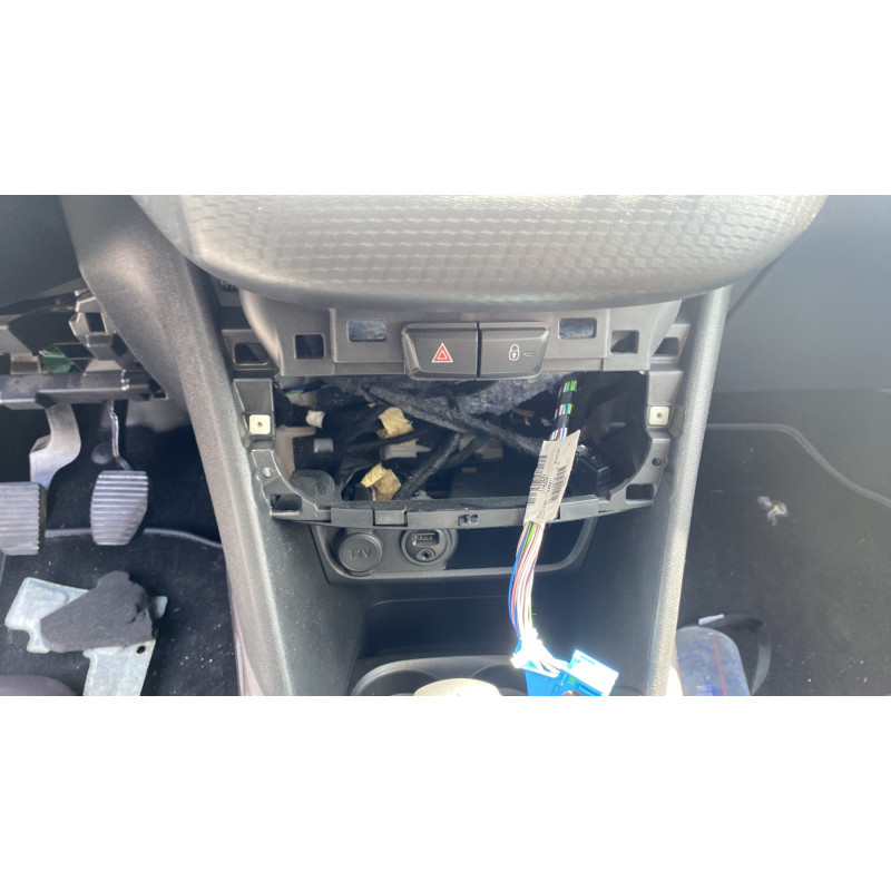 Calculateur moteur PEUGEOT 2008 1 Photo n°17