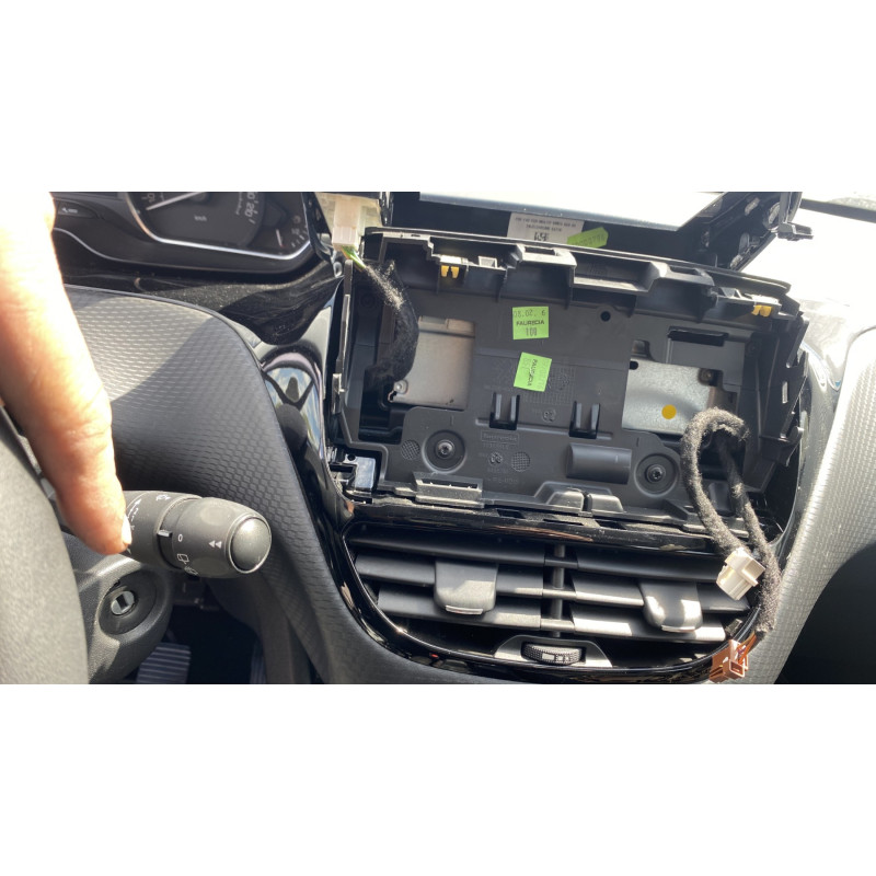 Calculateur moteur PEUGEOT 2008 1 Photo n°18