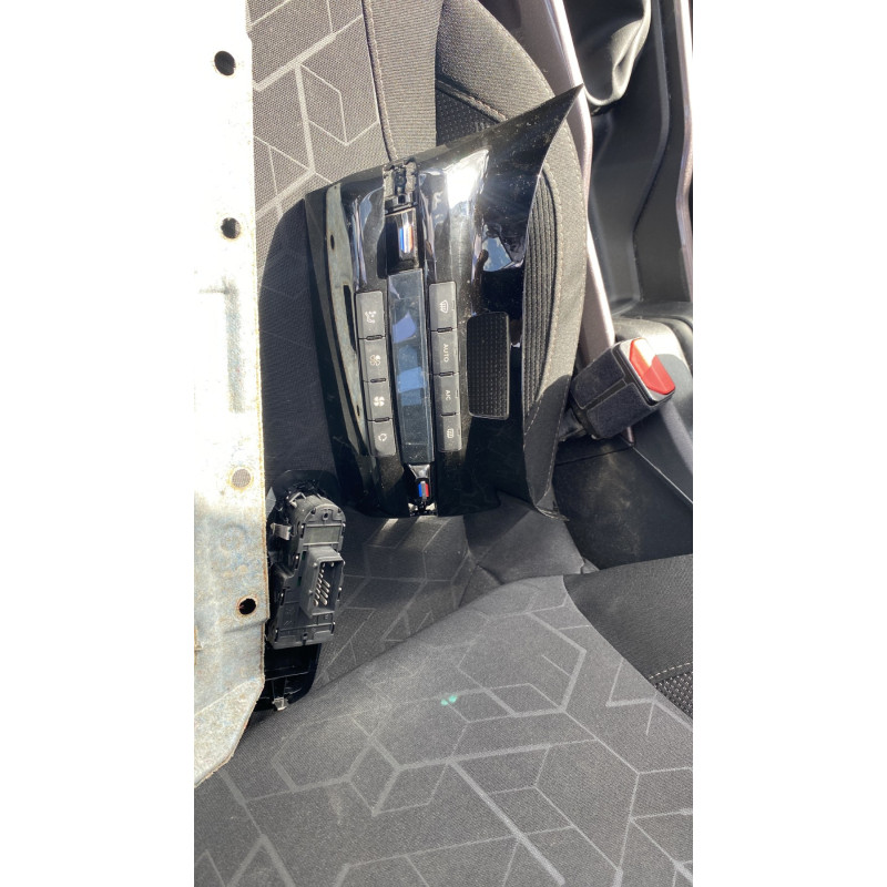 Calculateur moteur PEUGEOT 2008 1 Photo n°20
