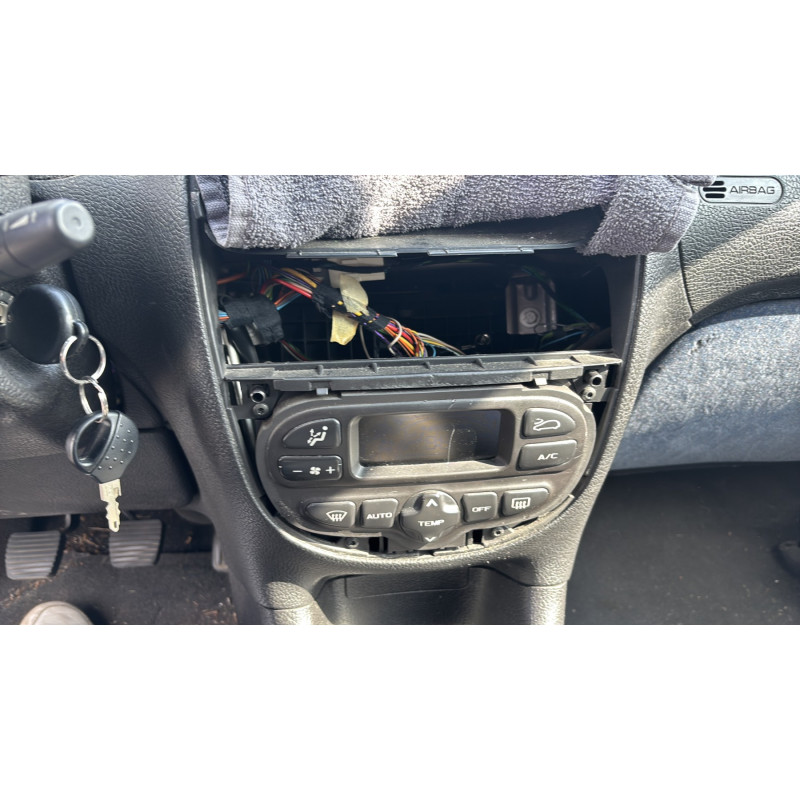 Calculateur moteur PEUGEOT 206 Photo n°18