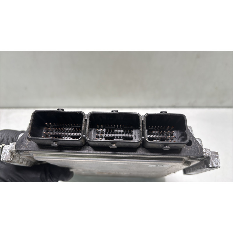 Calculateur moteur RENAULT LAGUNA 3 Photo n°3