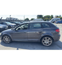 Calculateur moteur AUDI A3 2