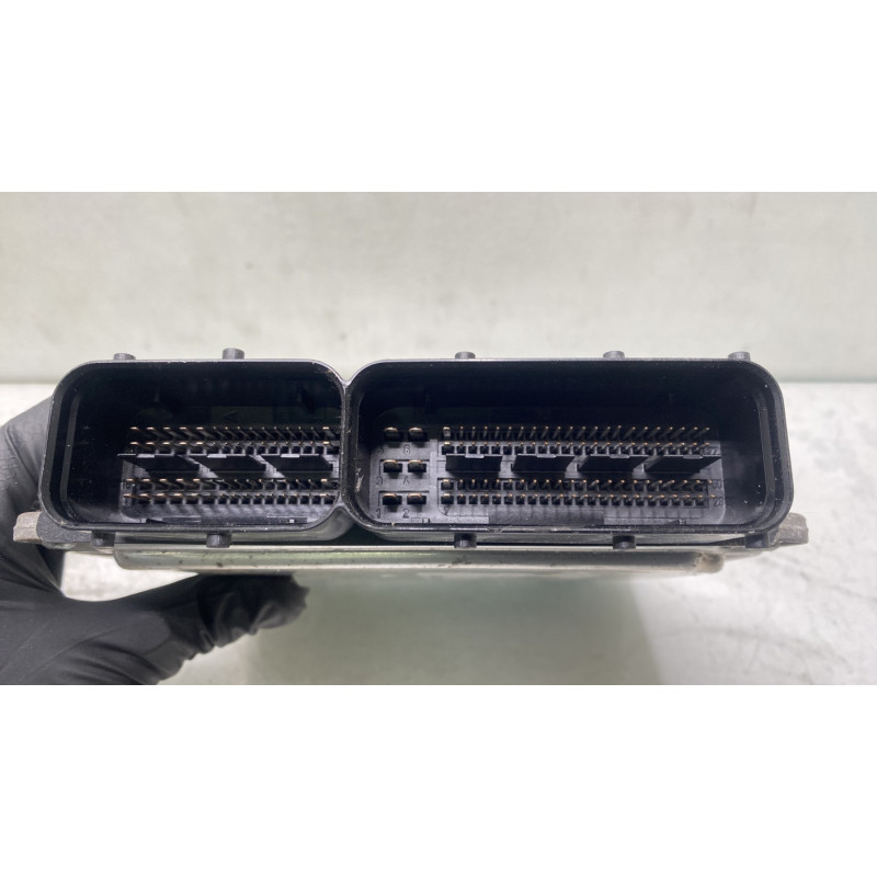 Calculateur moteur VOLKSWAGEN GOLF 6 Photo n°4