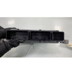 Calculateur moteur DACIA DUSTER 1