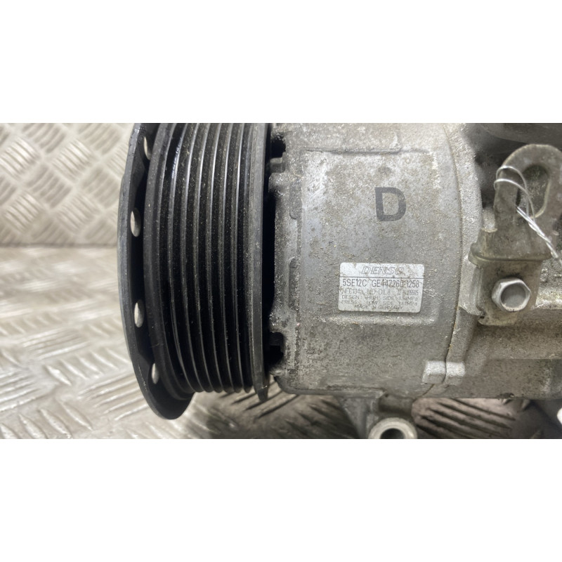 Compresseur clim TOYOTA AVENSIS 3 Photo n°3