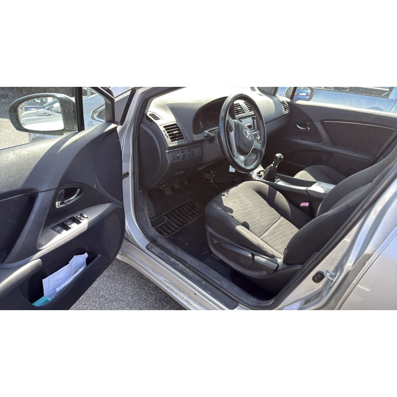 Compresseur clim TOYOTA AVENSIS 3 Photo n°18