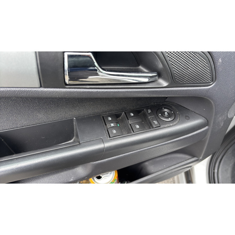 Alternateur OPEL ZAFIRA B Photo n°15