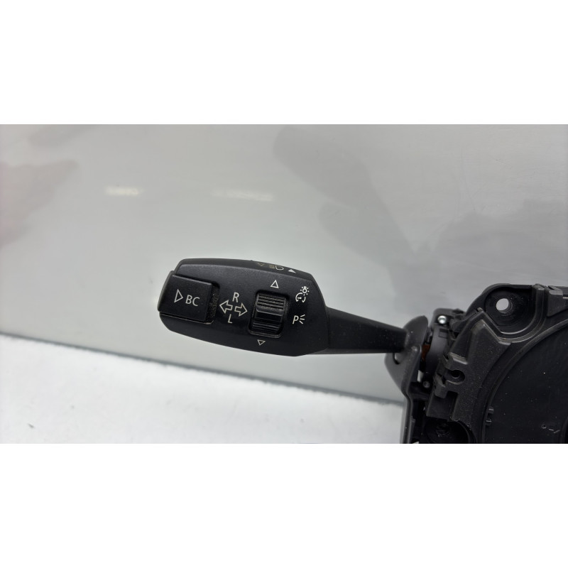 Support commodo (commutateur) BMW SERIE 1 E88 Photo n°3