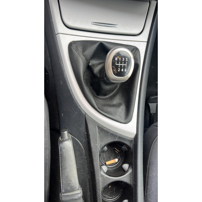 Support commodo (commutateur) BMW SERIE 1 E88 Photo n°16