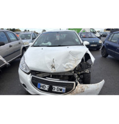 Calculateur moteur PEUGEOT 208 1