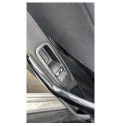 Calculateur moteur PEUGEOT 208 1