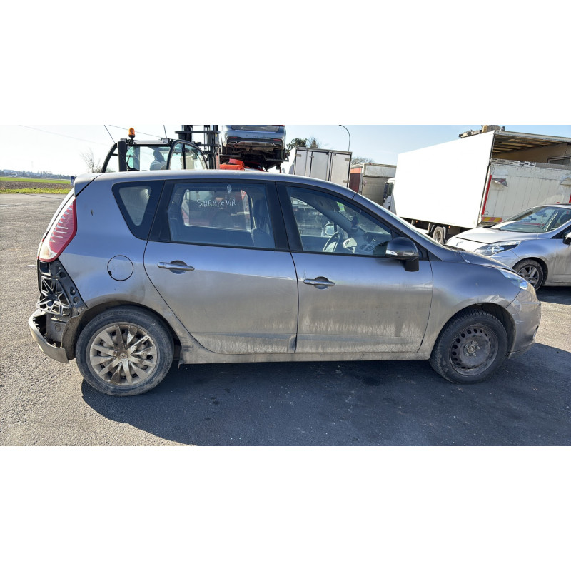 Alternateur RENAULT SCENIC 3 Photo n°7