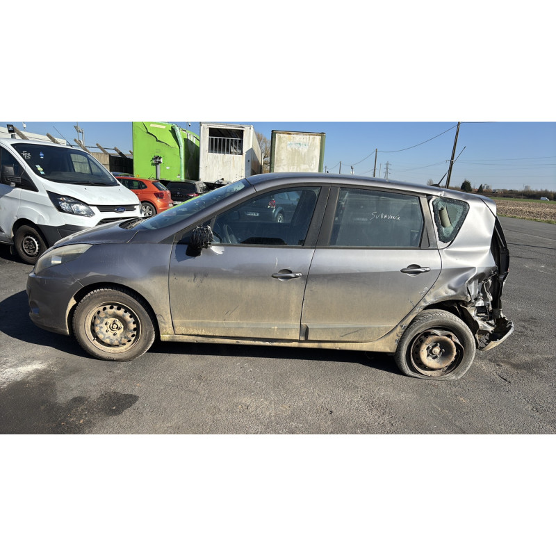 Alternateur RENAULT SCENIC 3 Photo n°8