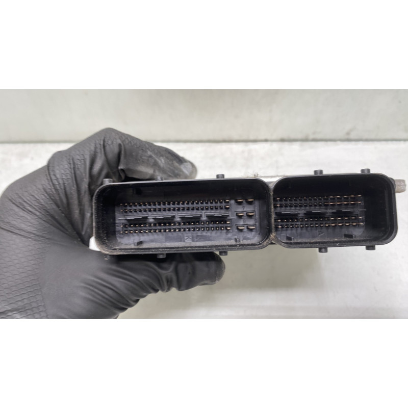 Calculateur moteur VOLKSWAGEN GOLF 6 Photo n°4