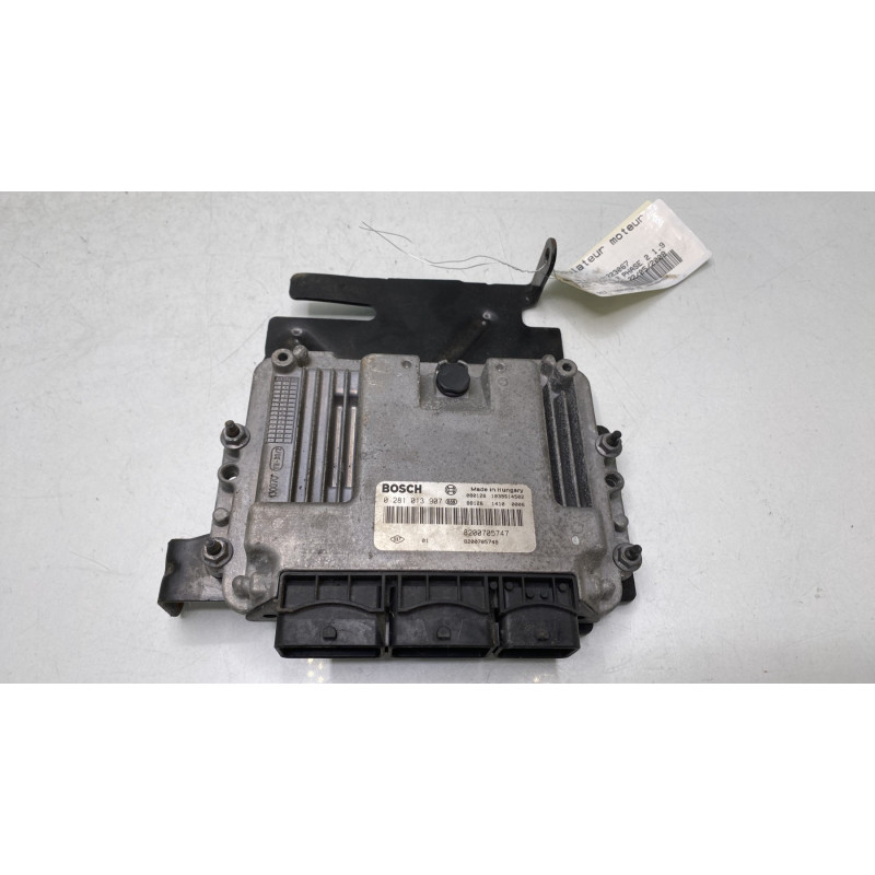 Calculateur moteur RENAULT GRAND SCENIC 2 Photo n°1