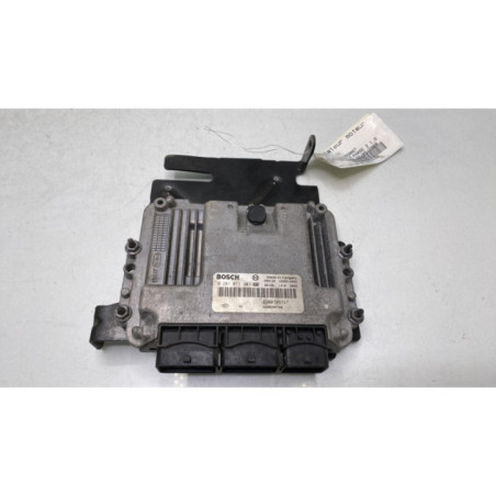 Calculateur moteur RENAULT GRAND SCENIC 2 Photo n°1