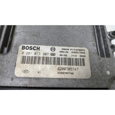 Calculateur moteur RENAULT GRAND SCENIC 2