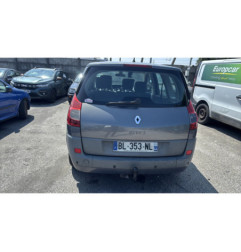 Calculateur moteur RENAULT GRAND SCENIC 2