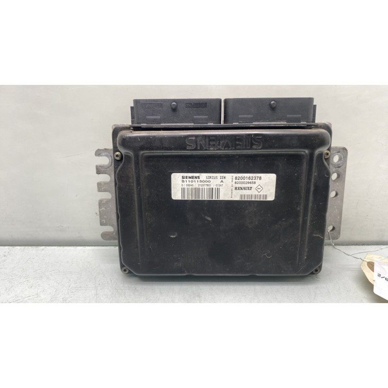 Calculateur moteur RENAULT CLIO 2 Photo n°1