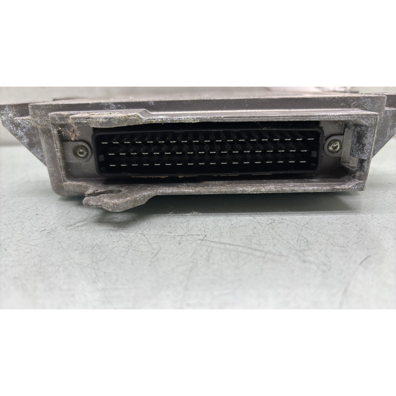 Calculateur moteur PEUGEOT 206 Photo n°4