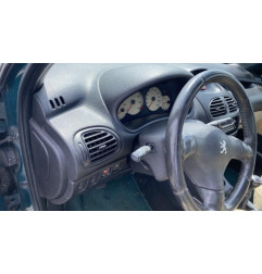 Calculateur moteur PEUGEOT 206