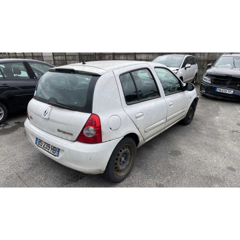 Calculateur moteur RENAULT CLIO 2 CAMPUS Photo n°9