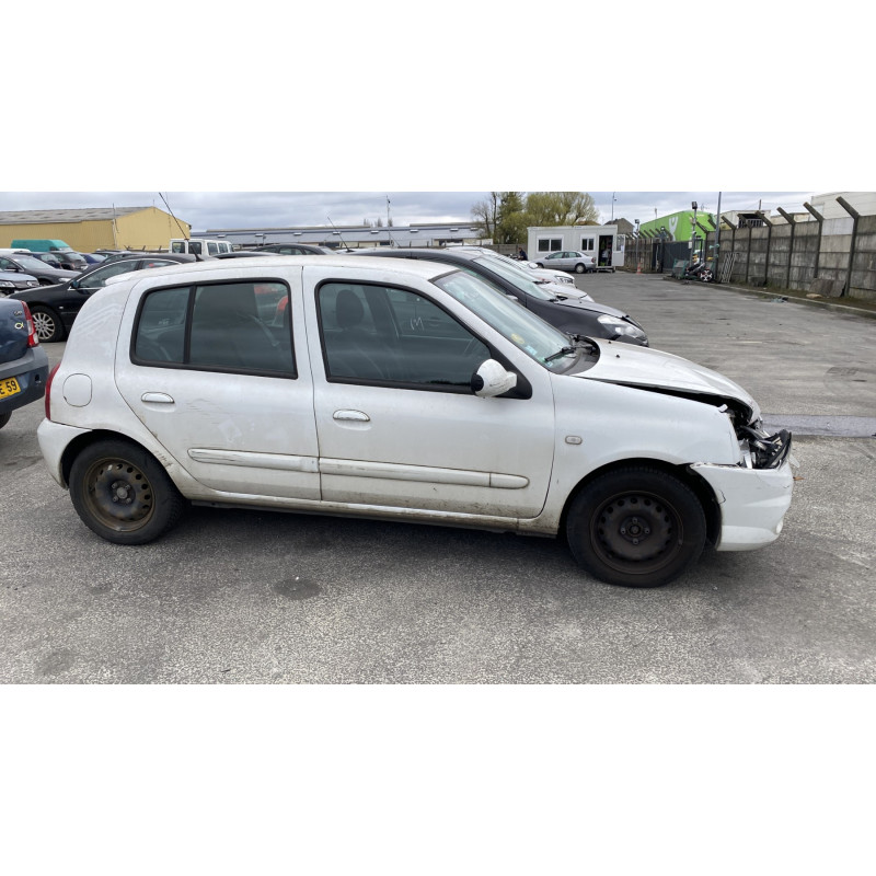 Calculateur moteur RENAULT CLIO 2 CAMPUS Photo n°13