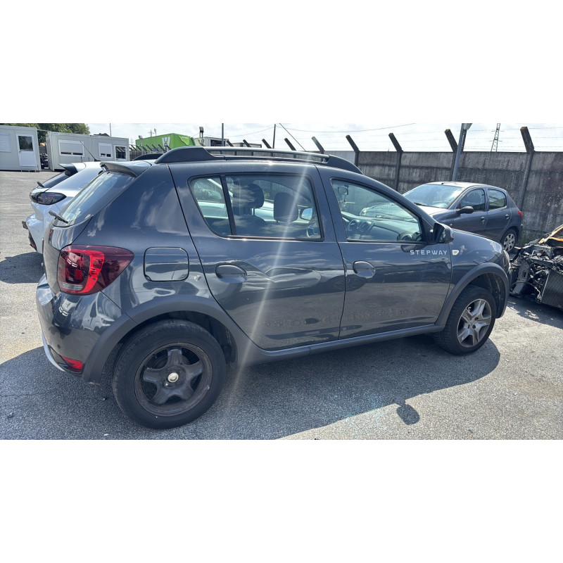 Calculateur moteur DACIA SANDERO 2 Photo n°12