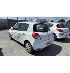 Calculateur moteur RENAULT CLIO 3