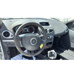 Calculateur moteur RENAULT CLIO 3