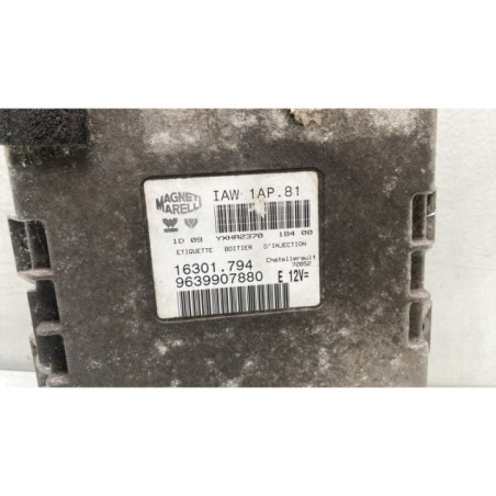 Calculateur moteur PEUGEOT 206