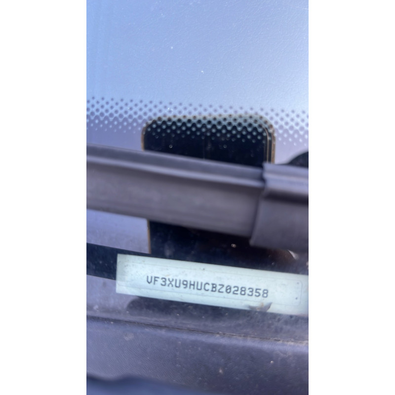 Calculateur moteur PEUGEOT EXPERT 2 Photo n°9