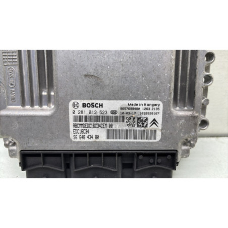 Calculateur moteur PEUGEOT 207